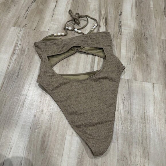 Women’s Tularosa Revolve Laya One Piece in Tan Size XL X-LARGE - Picture 4 of 10